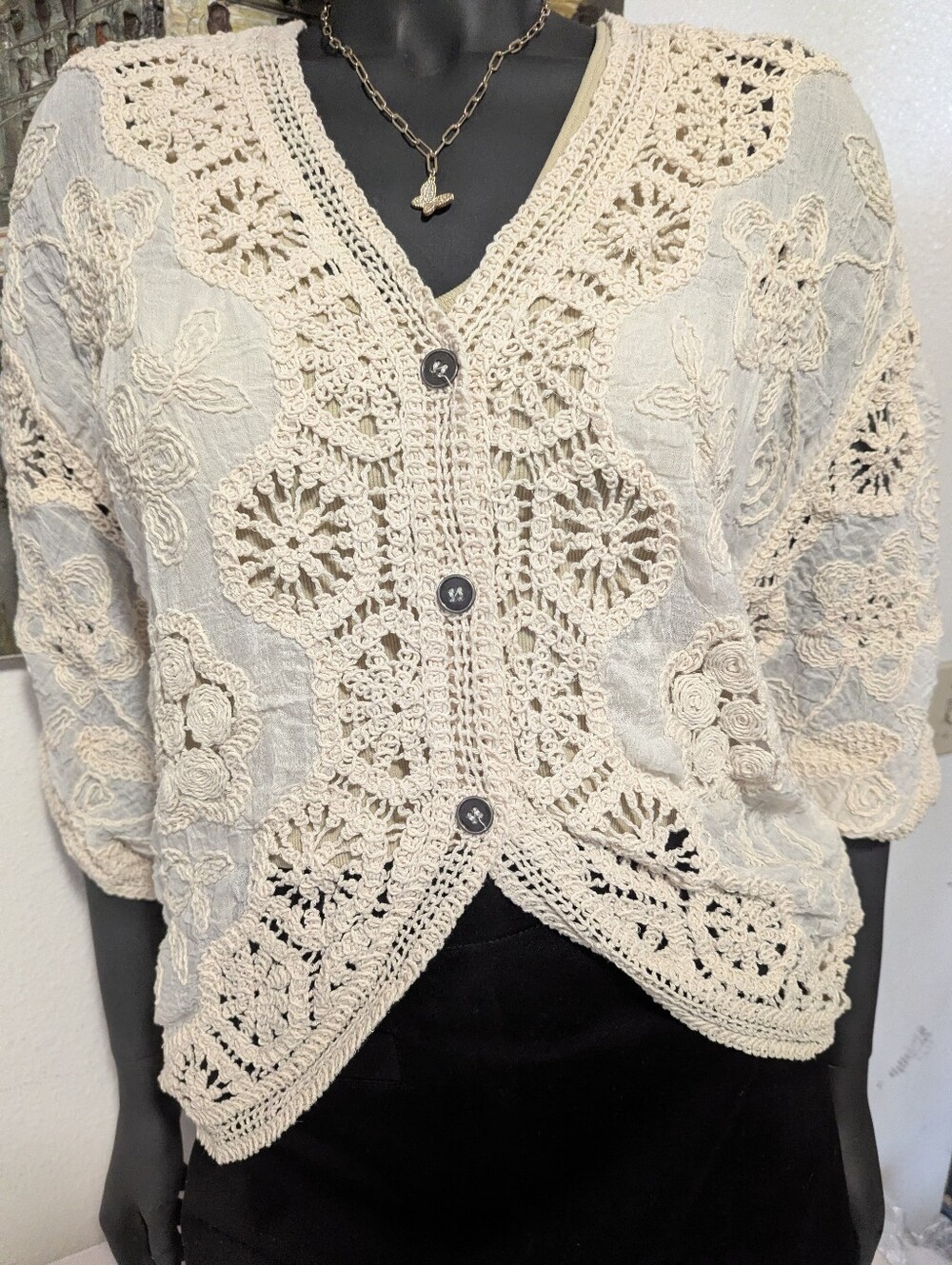 POL Crochet Openwork Top in Cream